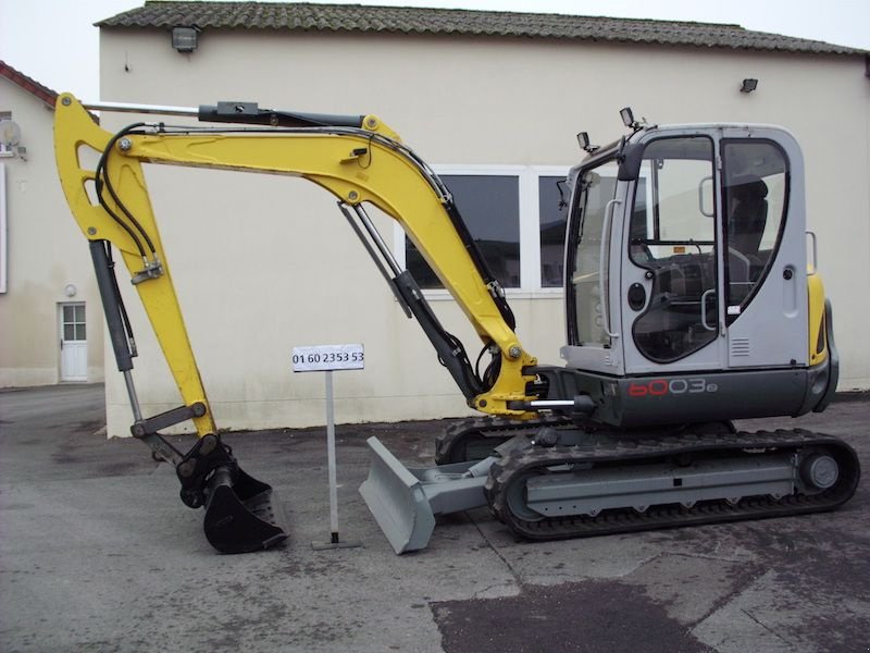 Minibagger типа Wacker Neuson 6003, Gebrauchtmaschine в St Cyr/Morin (Фотография 2)