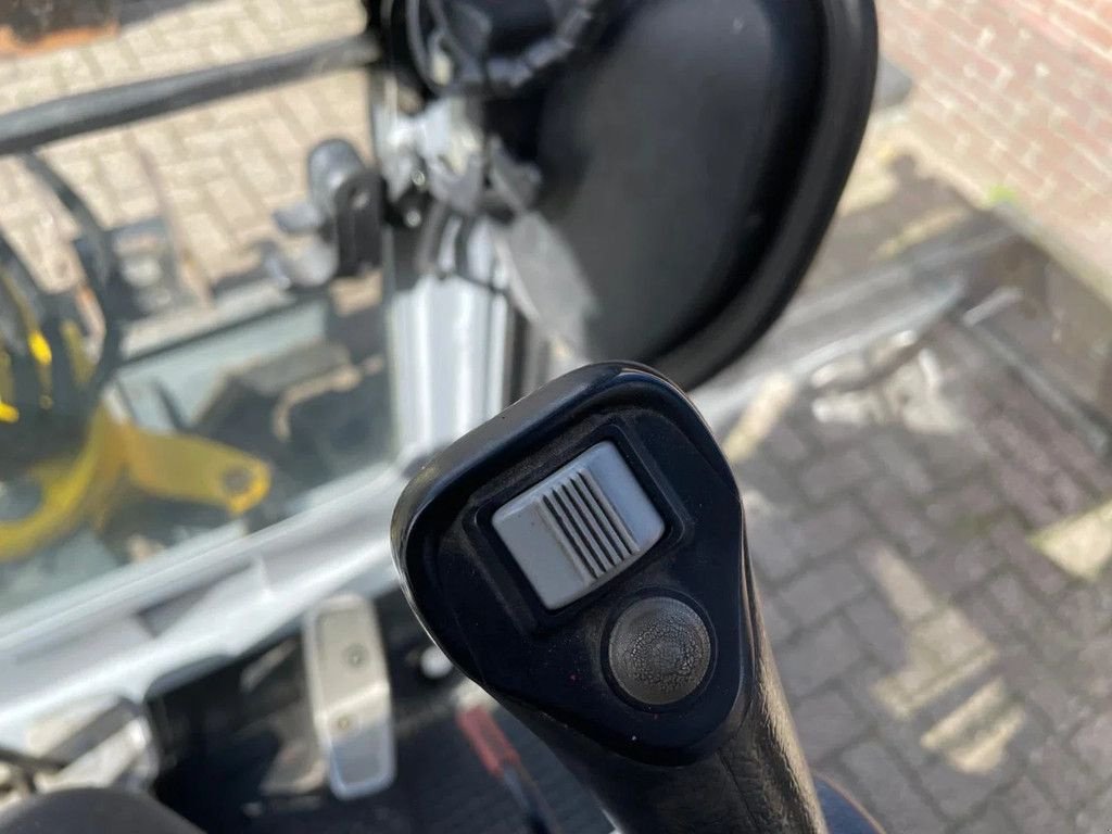 Minibagger типа Wacker Neuson ET 24 Graafmachine, Gebrauchtmaschine в Lunteren (Фотография 8)