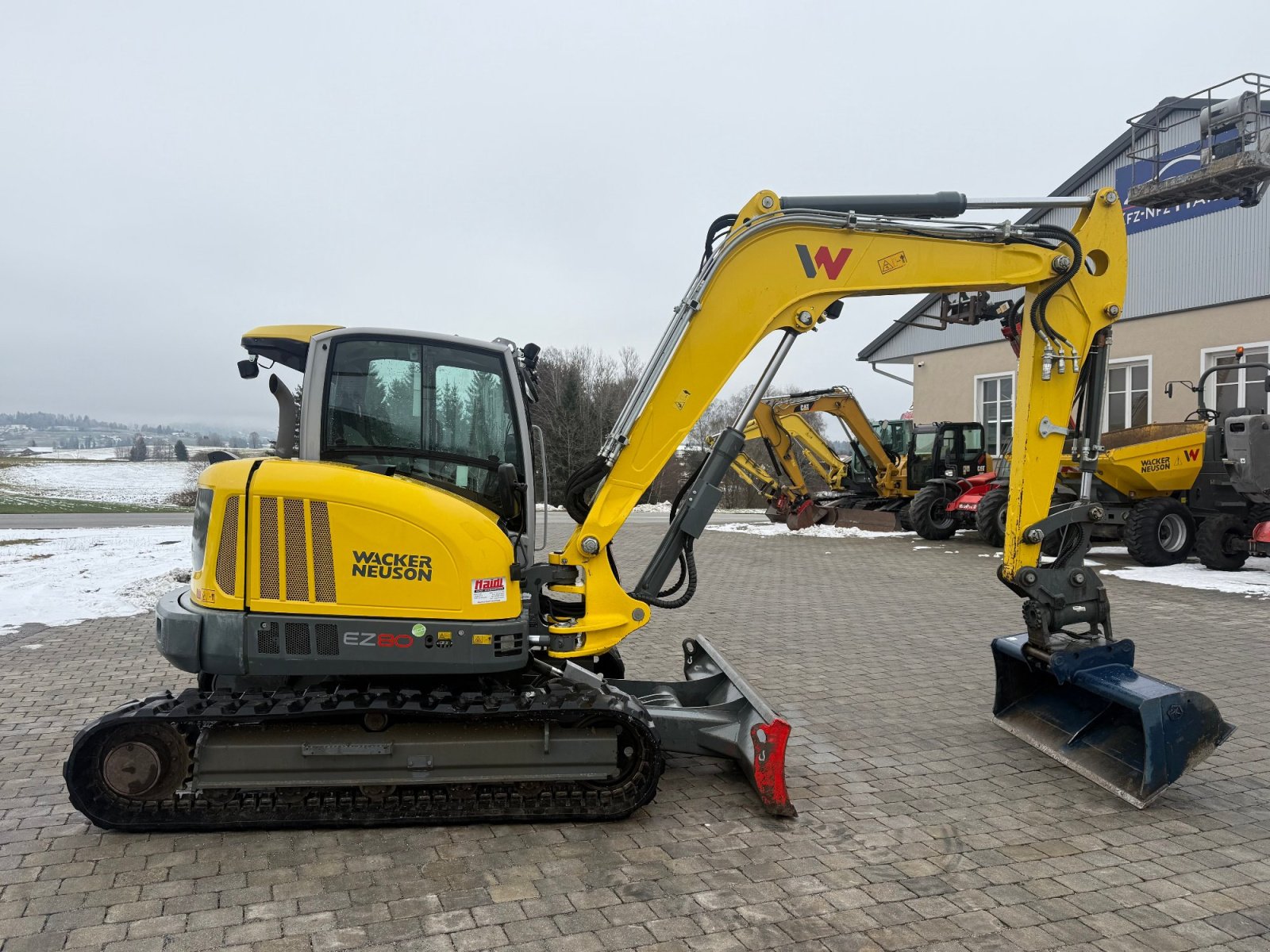 Minibagger от тип Wacker Neuson EZ 80 mit Powertilt, Gebrauchtmaschine в Neureichenau (Снимка 4)