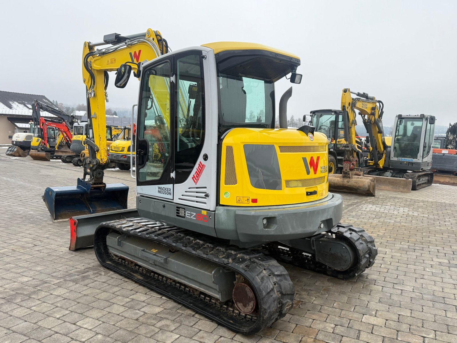 Minibagger от тип Wacker Neuson EZ 80 mit Powertilt, Gebrauchtmaschine в Neureichenau (Снимка 8)