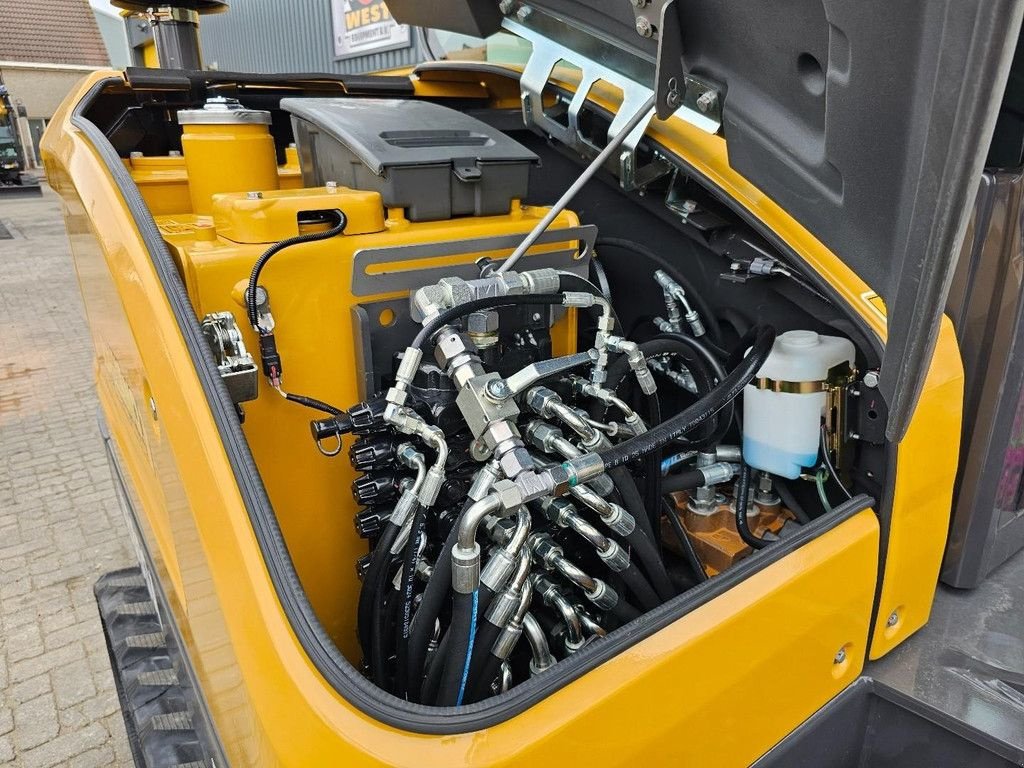 Minibagger del tipo XCMG XE60GA, Neumaschine en Krabbendijke (Imagen 10)