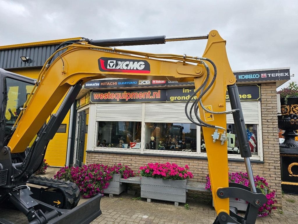 Minibagger del tipo XCMG XE60GA, Neumaschine en Krabbendijke (Imagen 8)