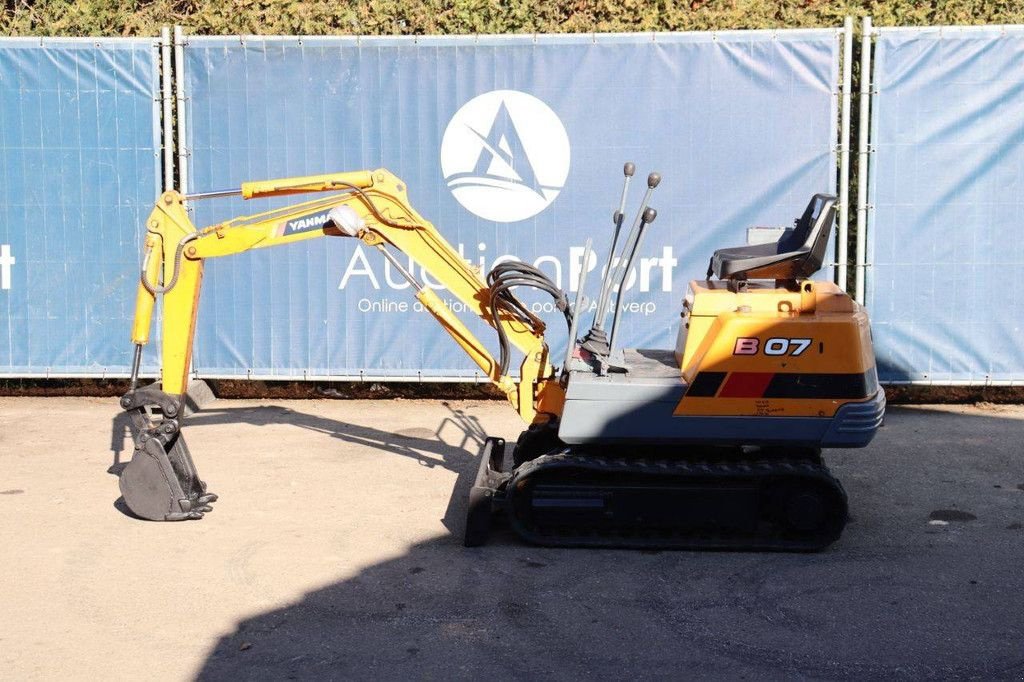 Minibagger typu Yanmar B07, Gebrauchtmaschine v Antwerpen (Obrázok 2)