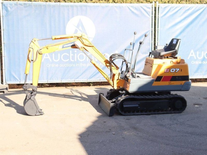 Minibagger typu Yanmar B07, Gebrauchtmaschine v Antwerpen (Obrázok 1)