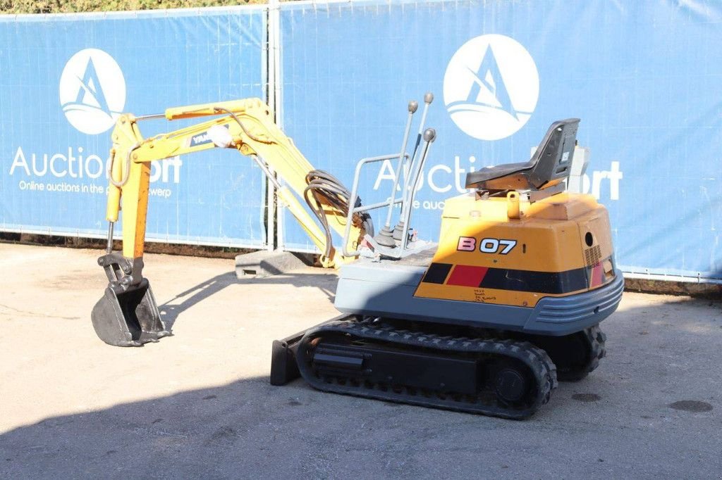 Minibagger typu Yanmar B07, Gebrauchtmaschine v Antwerpen (Obrázok 3)