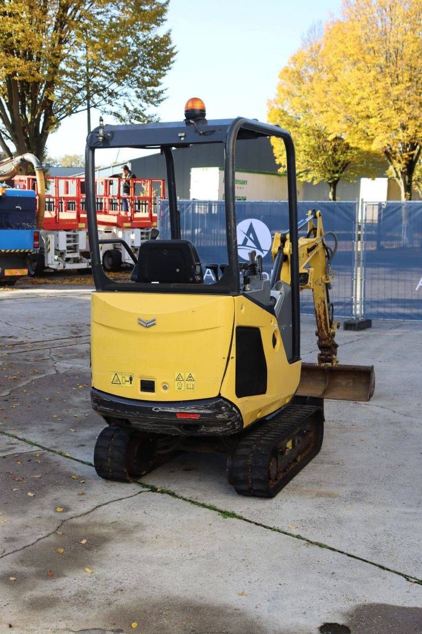 Minibagger от тип Yanmar SV15VT, Gebrauchtmaschine в Antwerpen (Снимка 7)