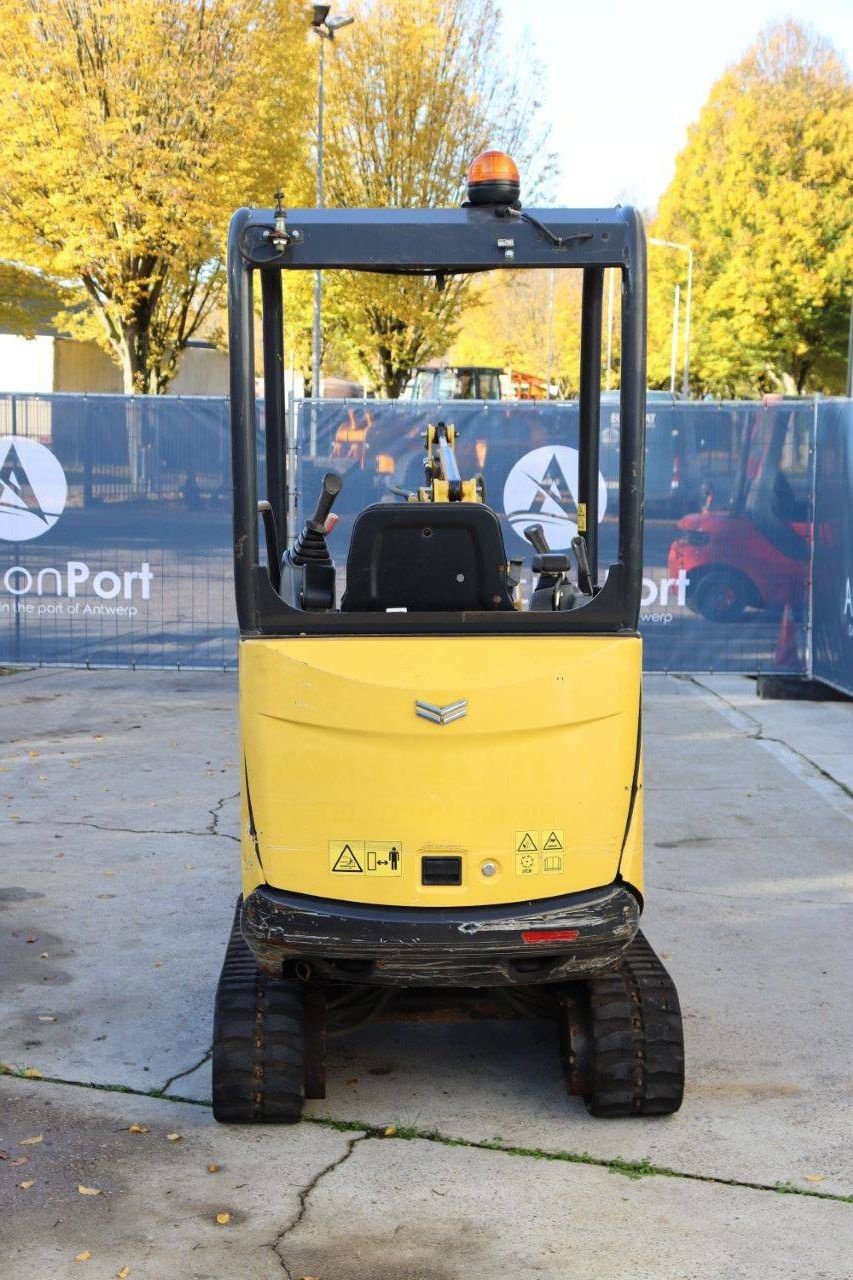 Minibagger от тип Yanmar SV15VT, Gebrauchtmaschine в Antwerpen (Снимка 5)