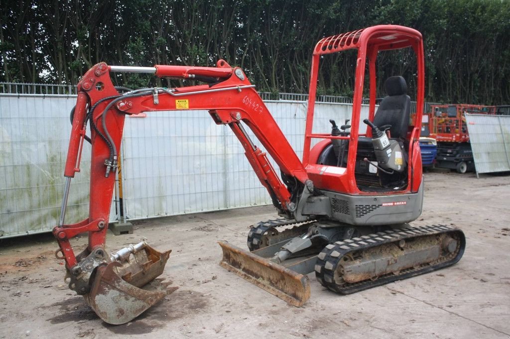 Minibagger типа Yanmar SV26, Gebrauchtmaschine в Antwerpen (Фотография 3)