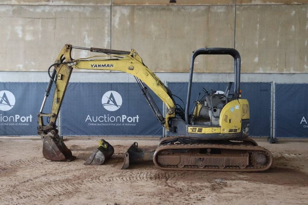 Minibagger des Typs Yanmar Vio 45, Gebrauchtmaschine in Antwerpen (Bild 2)