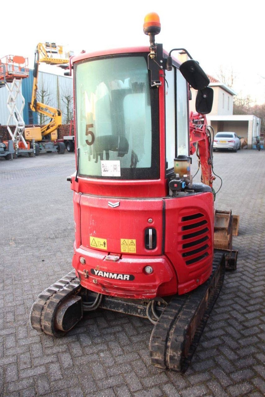 Minibagger du type Yanmar VIO23-6, Gebrauchtmaschine en Antwerpen (Photo 5)