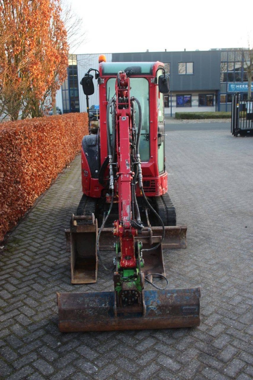 Minibagger du type Yanmar VIO23-6, Gebrauchtmaschine en Antwerpen (Photo 8)