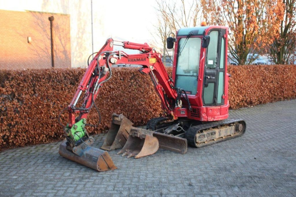 Minibagger du type Yanmar VIO23-6, Gebrauchtmaschine en Antwerpen (Photo 9)