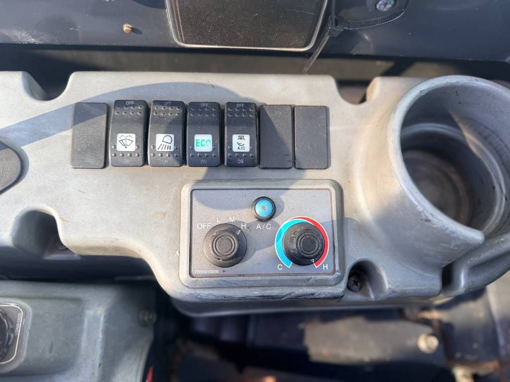 Minibagger от тип Yanmar VIO57-6B, Gebrauchtmaschine в Venlo (Снимка 3)