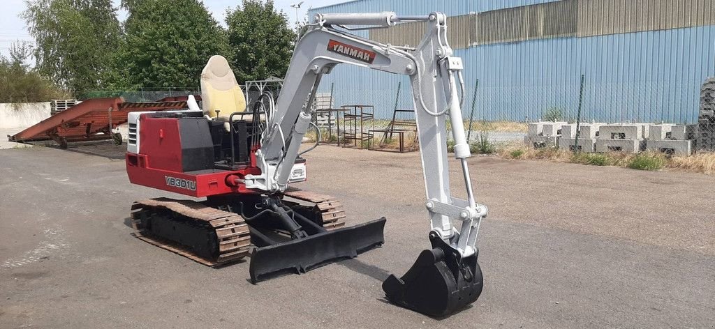 Minibagger del tipo Yanmar YB301U, Gebrauchtmaschine en Antwerpen (Imagen 4)