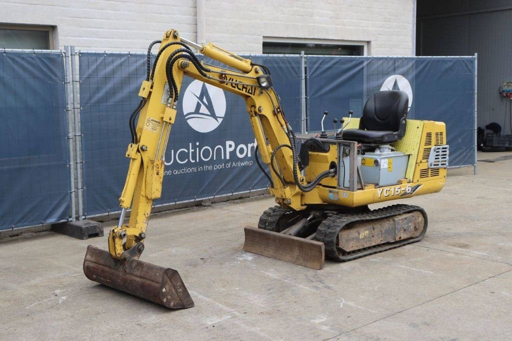 Minibagger du type Yuchai D8T, Gebrauchtmaschine en Antwerpen (Photo 10)