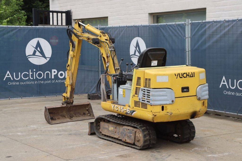 Minibagger du type Yuchai D8T, Gebrauchtmaschine en Antwerpen (Photo 4)