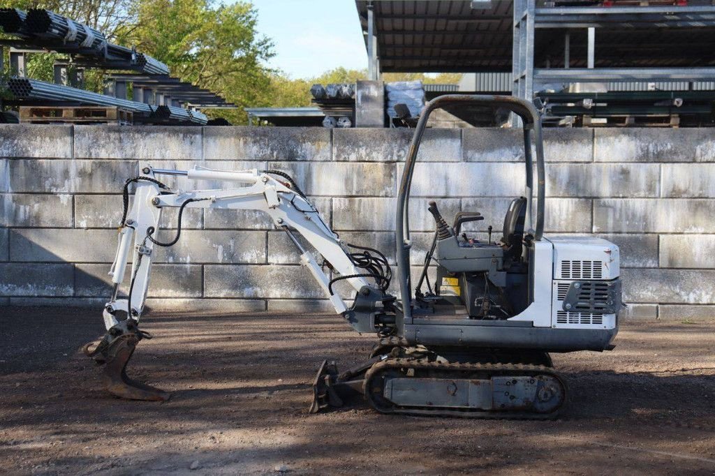Minibagger типа Yuchai YC15-8, Gebrauchtmaschine в Antwerpen (Фотография 2)