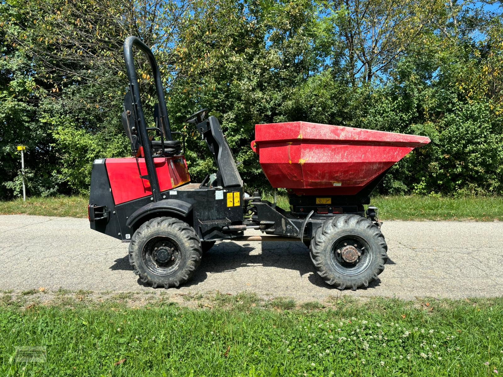 Minidumper tipa JCB 2 THS, Gebrauchtmaschine u Deutsch - Goritz (Slika 2)