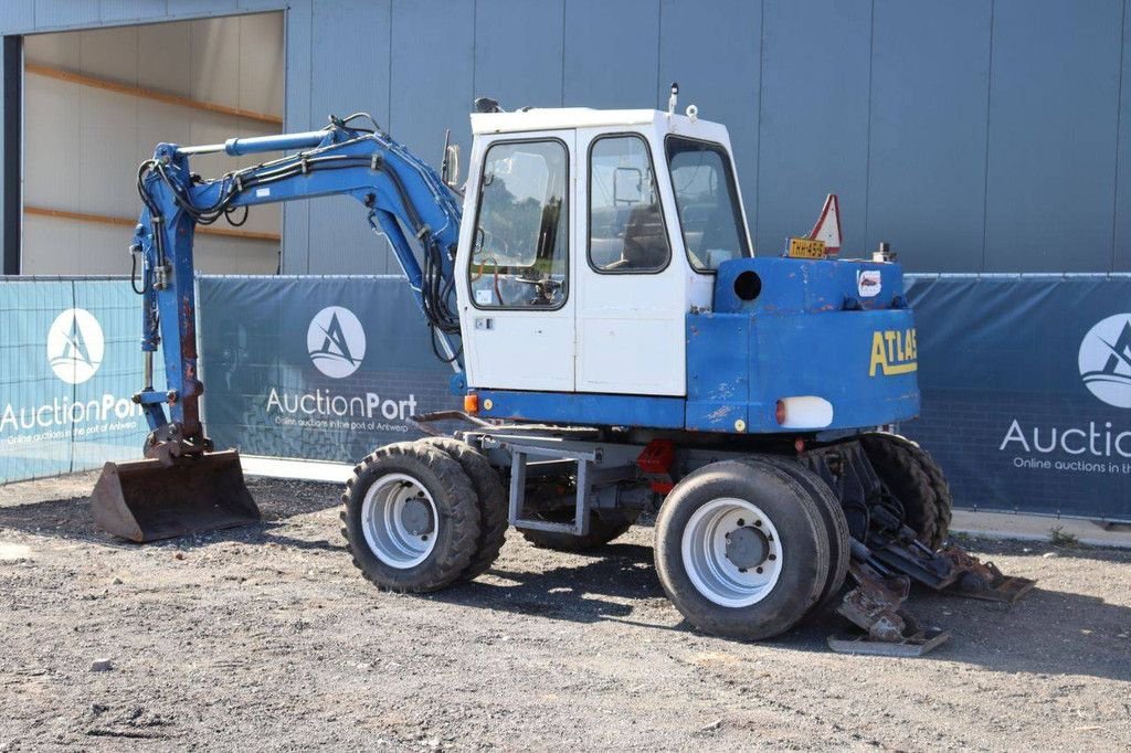 Mobilbagger van het type Atlas 1004, Gebrauchtmaschine in Antwerpen (Foto 3)