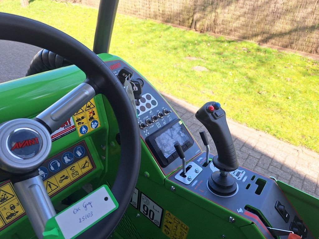 Mobilbagger του τύπου Avant 635i TDL minilader, Neumaschine σε WENUM WIESEL (Φωτογραφία 5)