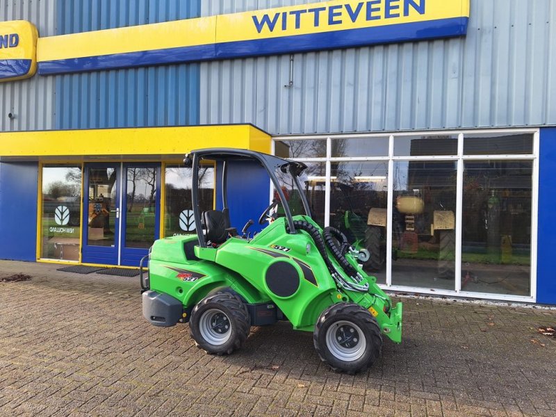 Mobilbagger des Typs Avant E527 TDL elektrische minilader, Neumaschine in WENUM WIESEL (Bild 1)