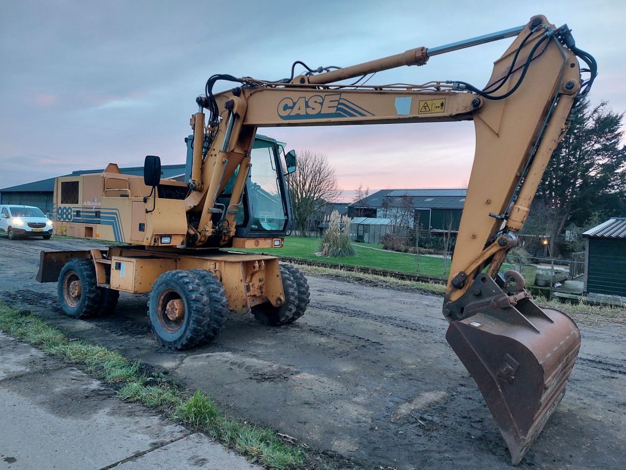 Mobilbagger des Typs Case 988, Gebrauchtmaschine in Ouderkerk aan den IJssel (Bild 2)