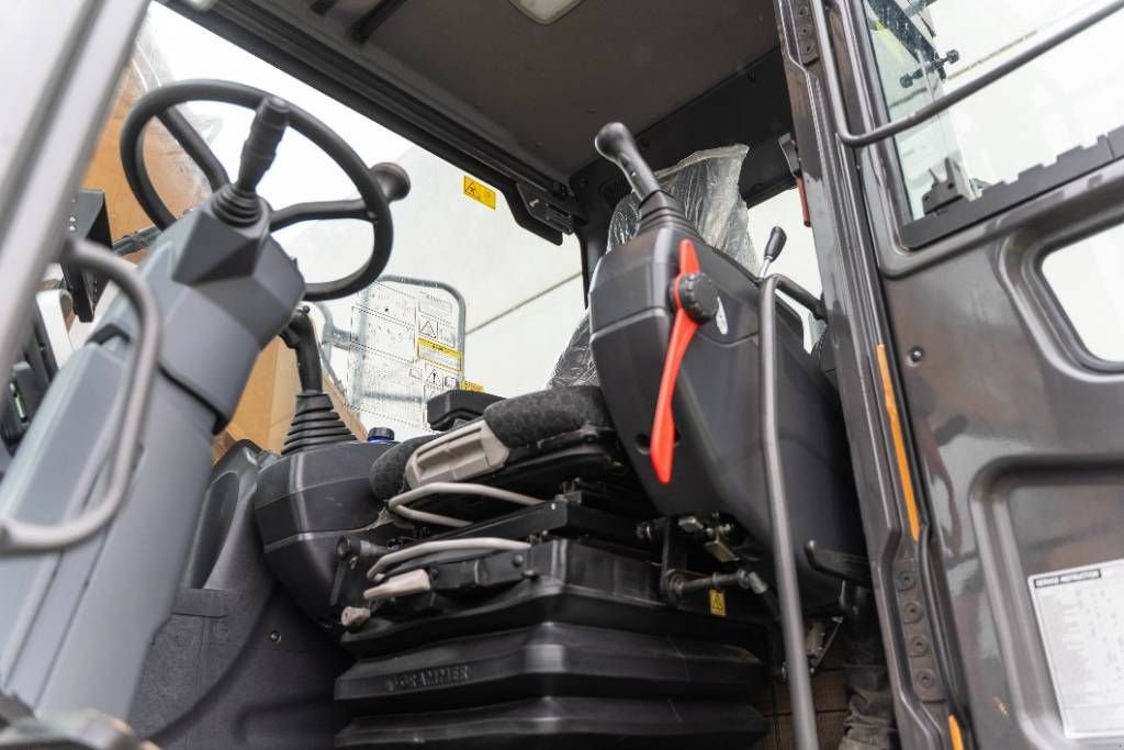 Mobilbagger του τύπου Case WX 160 E, Gebrauchtmaschine σε Moerbeke (Φωτογραφία 7)