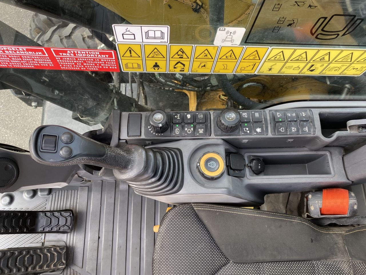 Mobilbagger des Typs Caterpillar 314 Next gen, Gebrauchtmaschine in Doetinchem (Bild 9)