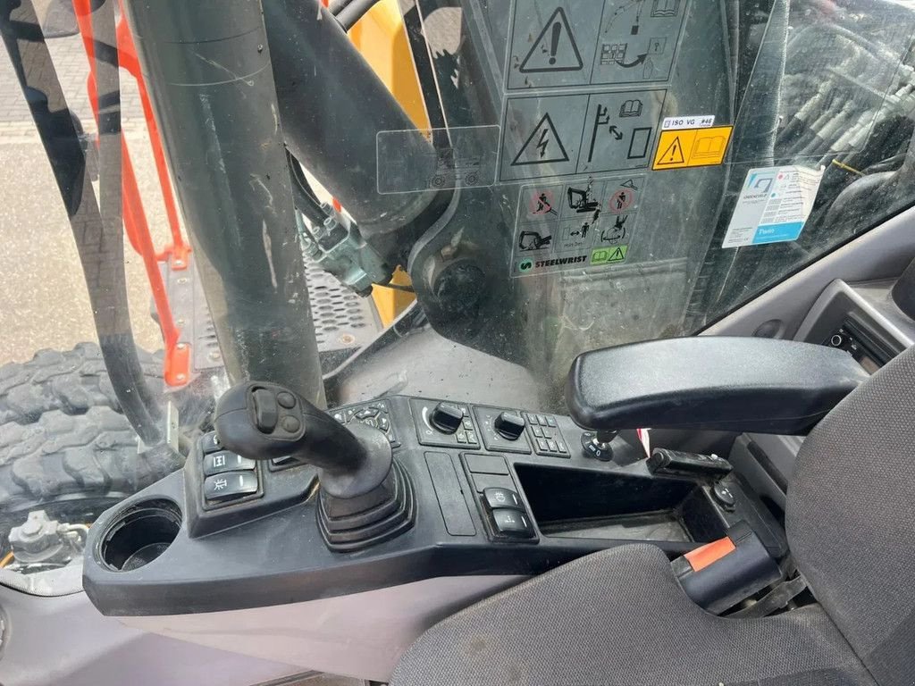 Mobilbagger typu Caterpillar EWR150E, Gebrauchtmaschine w Doetinchem (Zdjęcie 11)