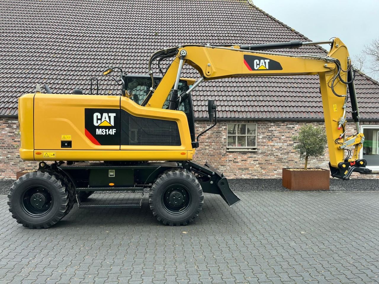 Mobilbagger типа Caterpillar M314F, Gebrauchtmaschine в Nijelamer (Фотография 2)