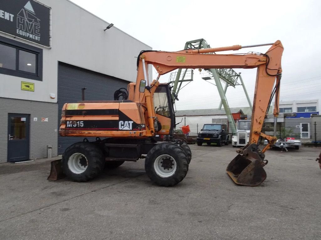 Mobilbagger des Typs Caterpillar M315, Gebrauchtmaschine in Zutphen (Bild 8)