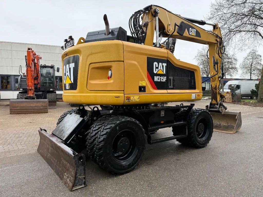 Mobilbagger типа Caterpillar M315F, Gebrauchtmaschine в Doetinchem (Фотография 4)