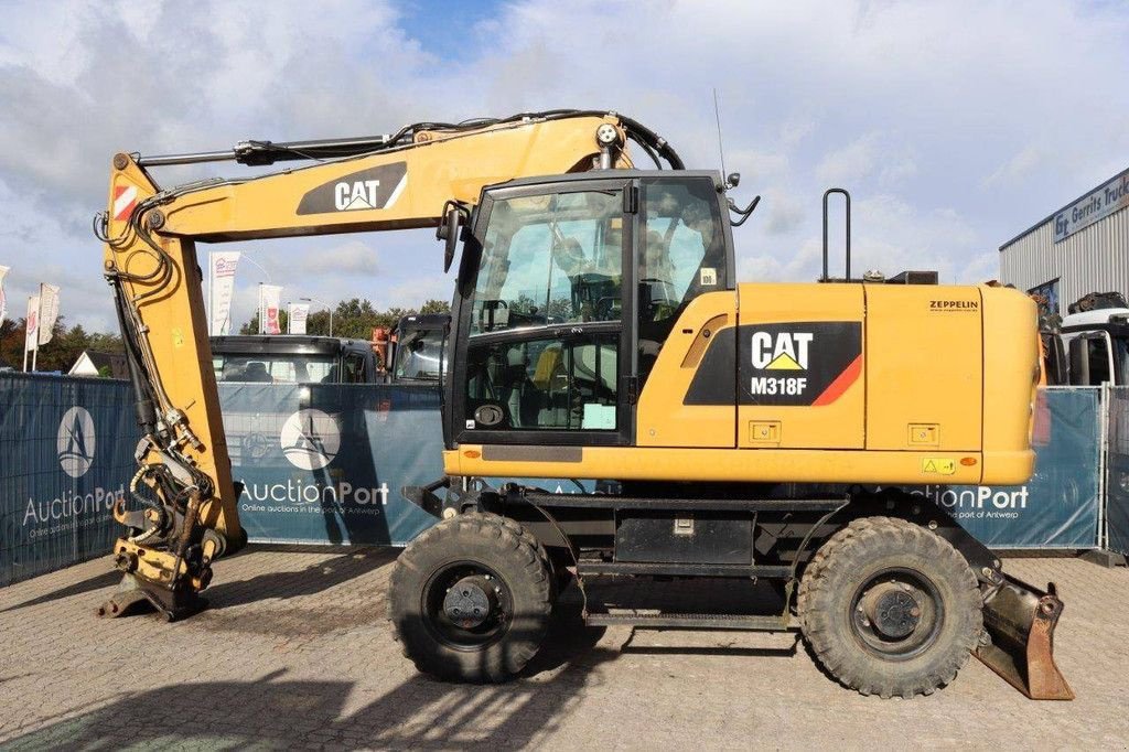 Mobilbagger tip Caterpillar M318F, Gebrauchtmaschine in Antwerpen (Poză 2)