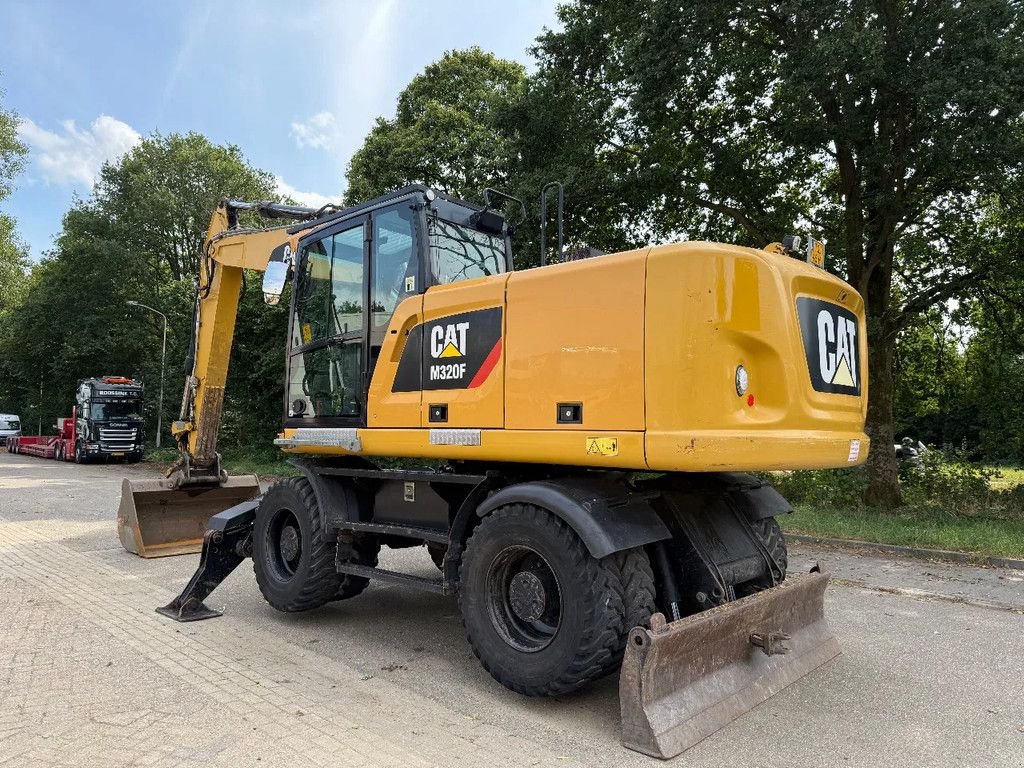 Mobilbagger του τύπου Caterpillar M320F, Gebrauchtmaschine σε Doetinchem (Φωτογραφία 3)