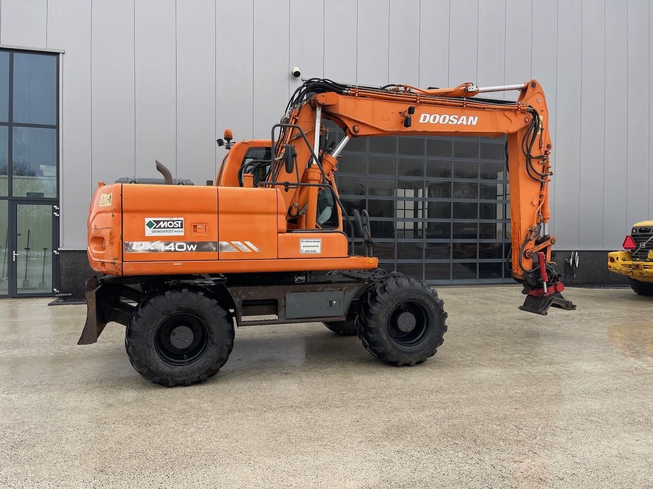 Mobilbagger a típus Doosan DX140W, Gebrauchtmaschine ekkor: Holten (Kép 4)