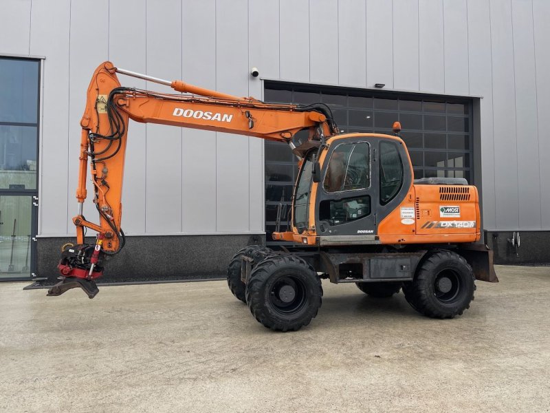 Mobilbagger a típus Doosan DX140W, Gebrauchtmaschine ekkor: Holten