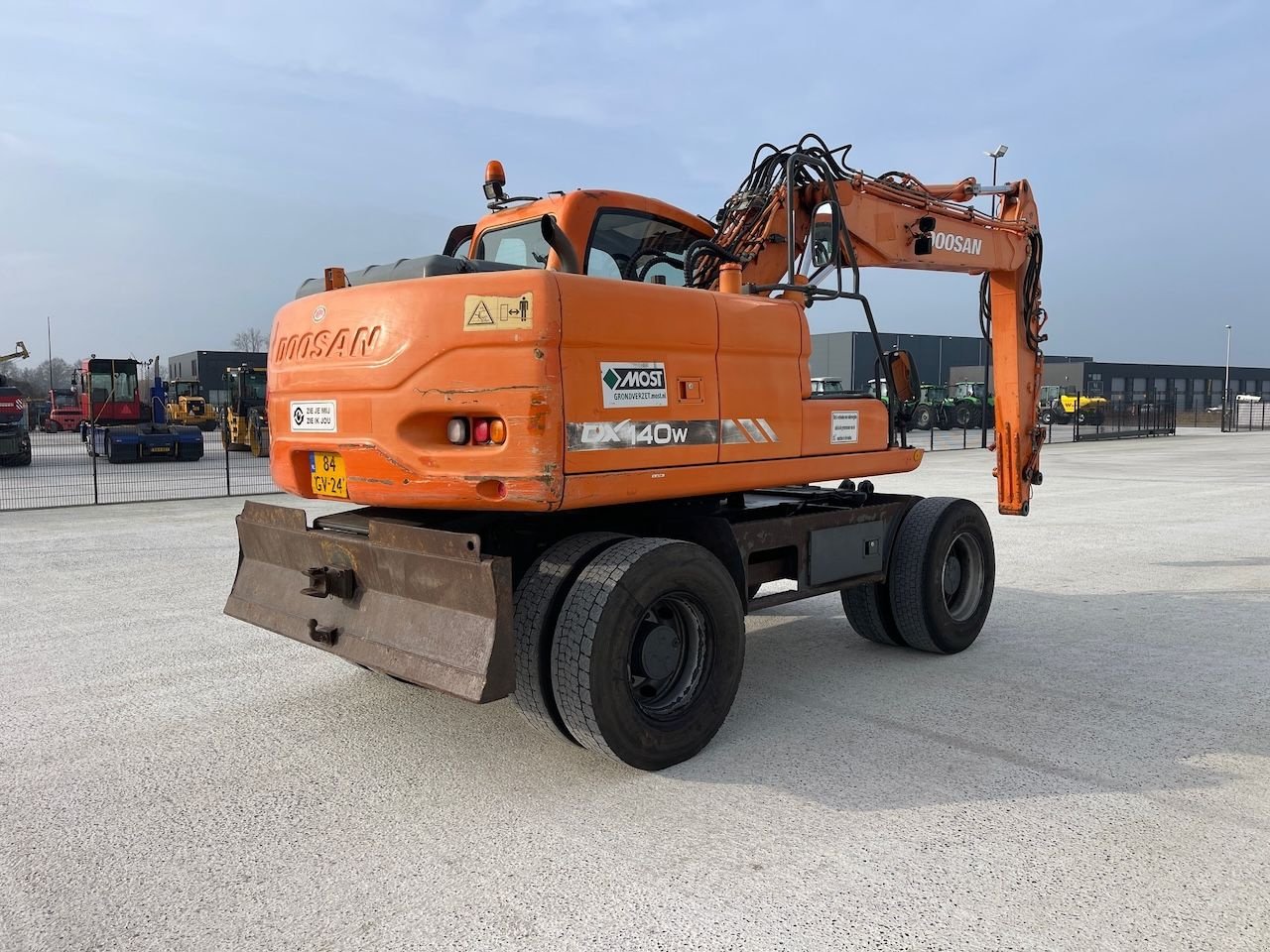 Mobilbagger a típus Doosan DX140W, Gebrauchtmaschine ekkor: Holten (Kép 4)