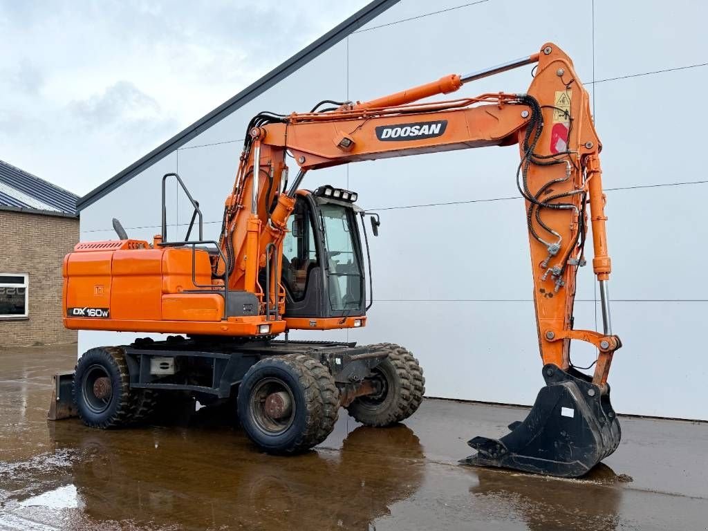 Mobilbagger tip Doosan DX160W-3 - Hammer Lines / Triple Boom, Gebrauchtmaschine in Veldhoven (Poză 8)