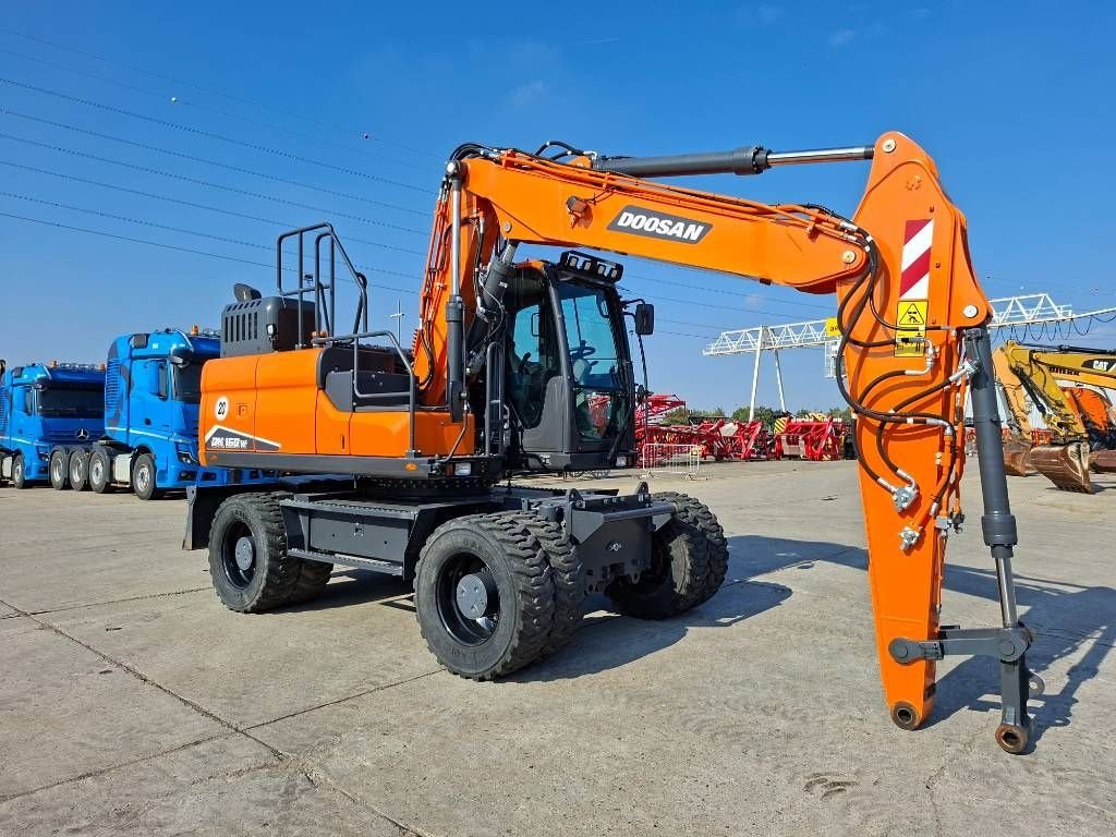 Mobilbagger typu Doosan DX160W-7, Gebrauchtmaschine v Stabroek (Obrázek 3)