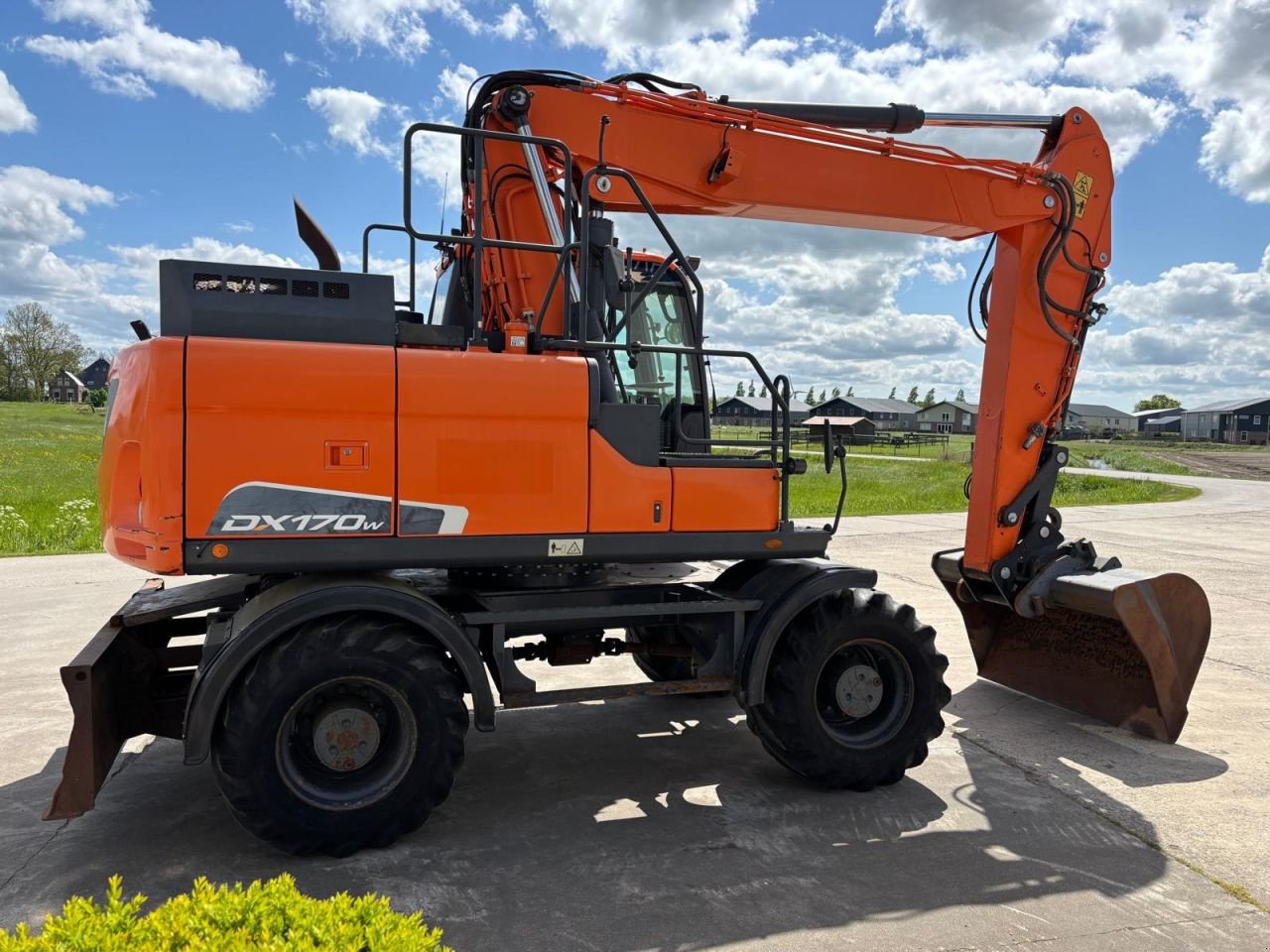 Mobilbagger типа Doosan DX170W-5, Gebrauchtmaschine в Arum (Фотография 5)