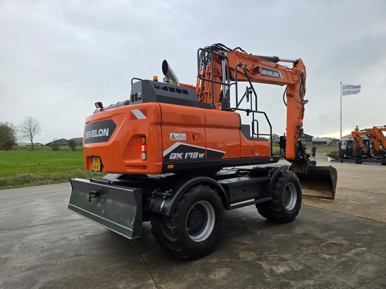 Mobilbagger vrste Doosan DX170W-5, Gebrauchtmaschine v Arum (Slika 4)
