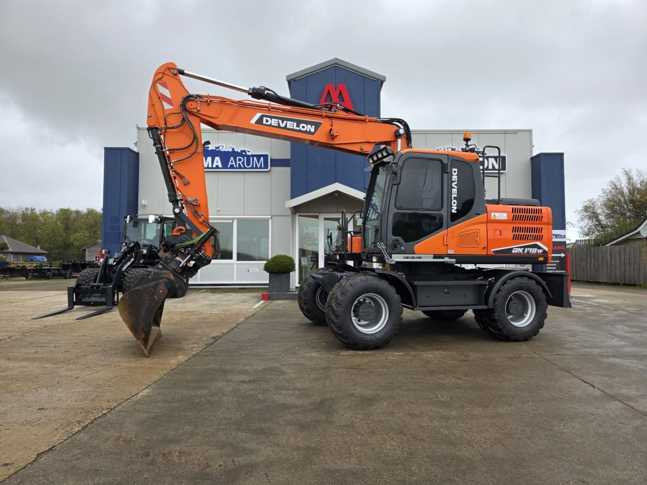 Mobilbagger vrste Doosan DX170W-5, Gebrauchtmaschine v Arum (Slika 1)