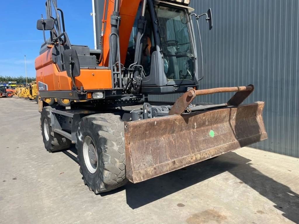 Mobilbagger от тип Doosan DX170W-5, Gebrauchtmaschine в Venlo (Снимка 8)