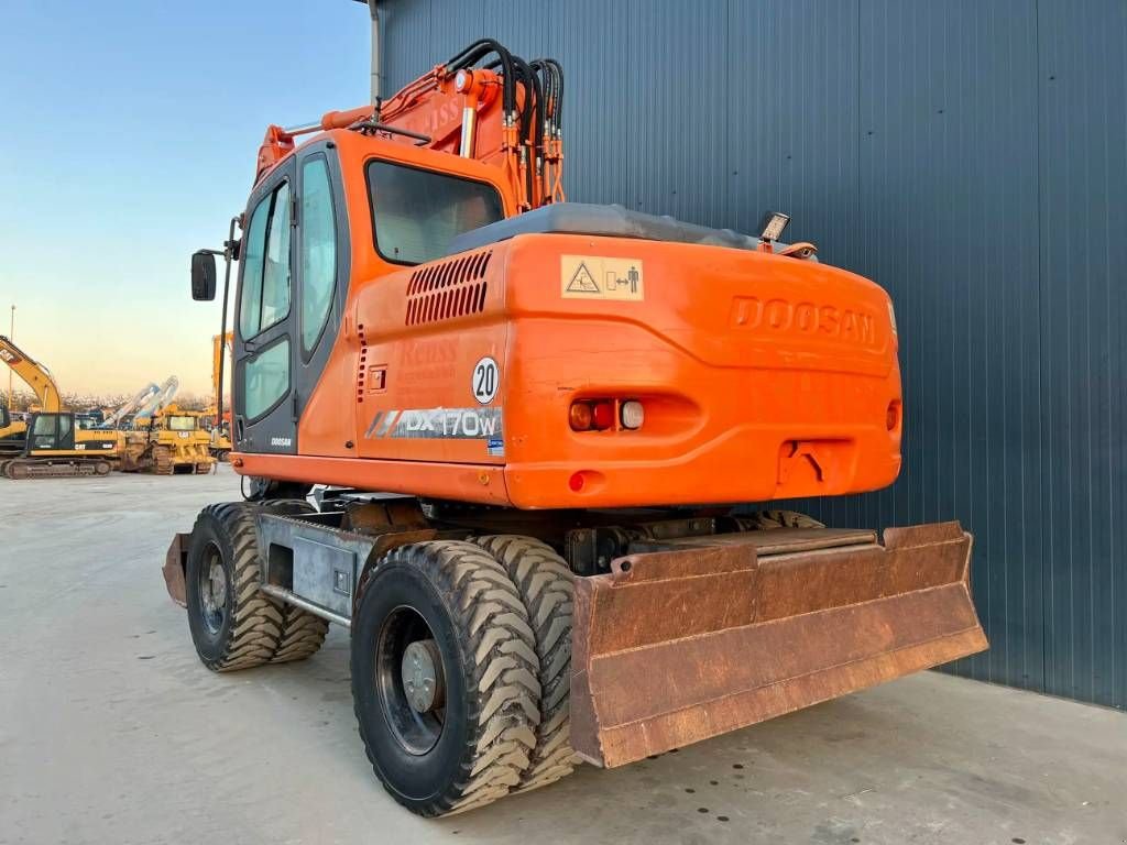 Mobilbagger tip Doosan DX170W, Gebrauchtmaschine in Venlo (Poză 5)