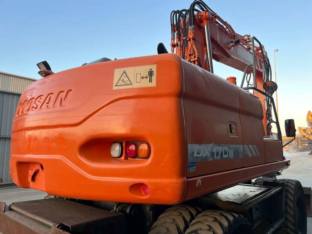 Mobilbagger del tipo Doosan DX170W, Gebrauchtmaschine In Venlo (Immagine 9)