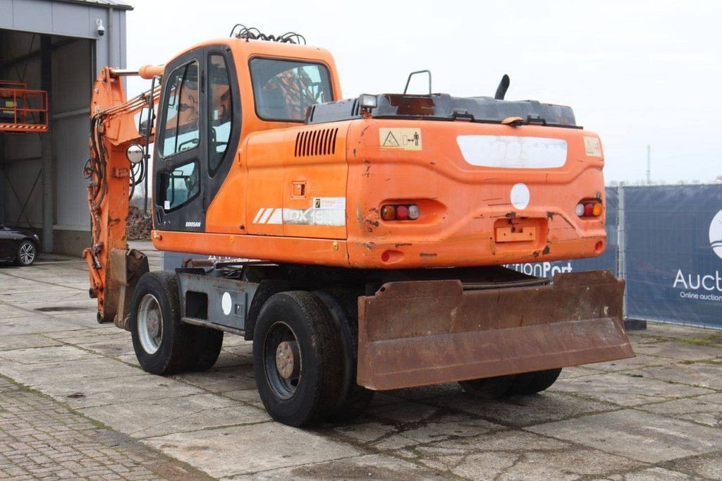 Mobilbagger of the type Doosan DX190W, Gebrauchtmaschine in Antwerpen (Picture 4)