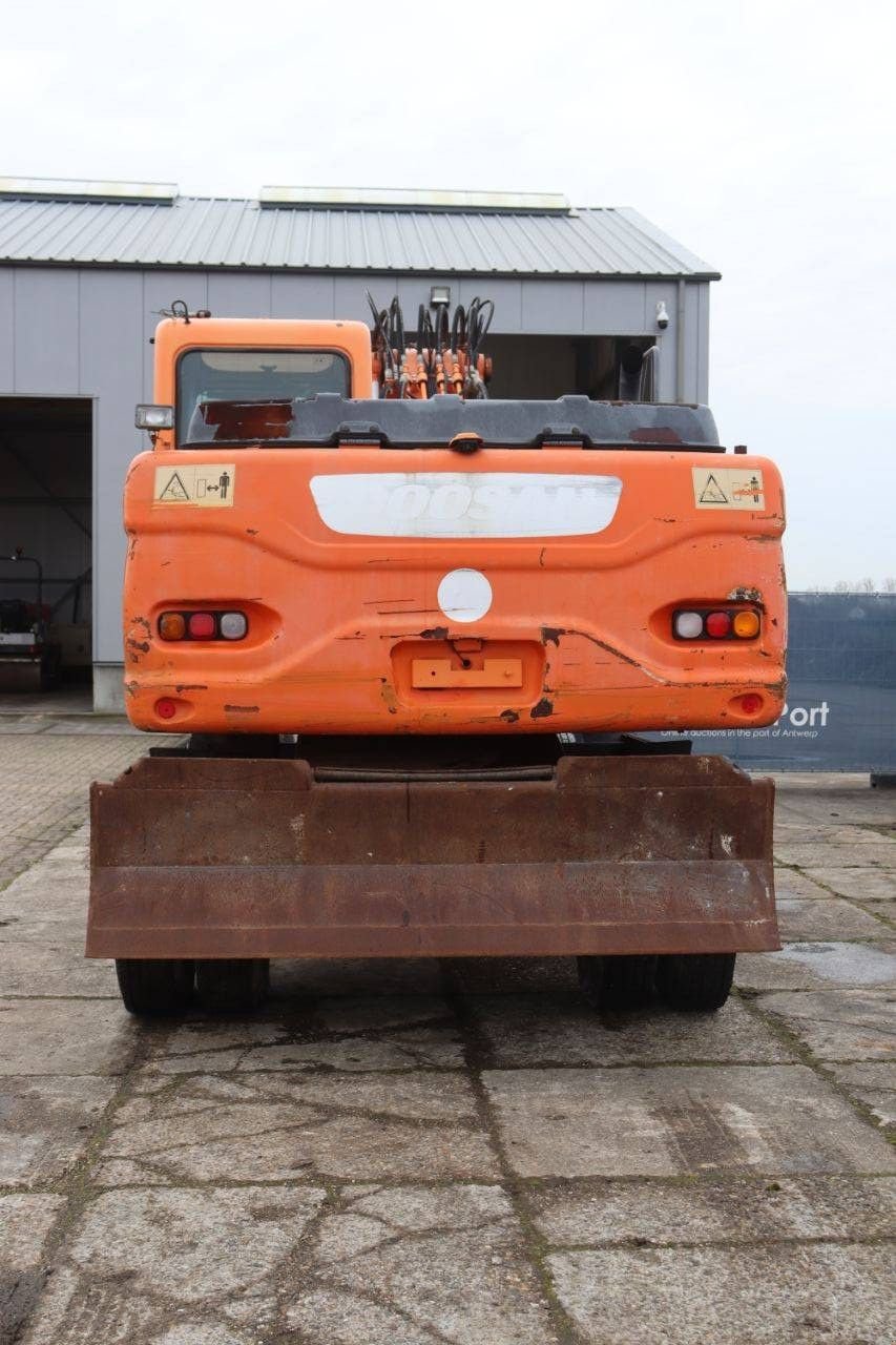 Mobilbagger of the type Doosan DX190W, Gebrauchtmaschine in Antwerpen (Picture 5)