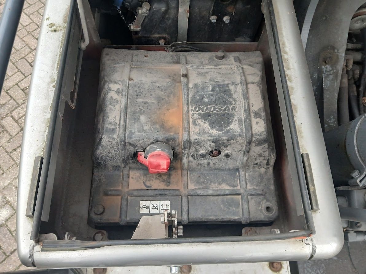 Mobilbagger typu Doosan DX210W-5, Gebrauchtmaschine v Westwoud (Obrázok 10)