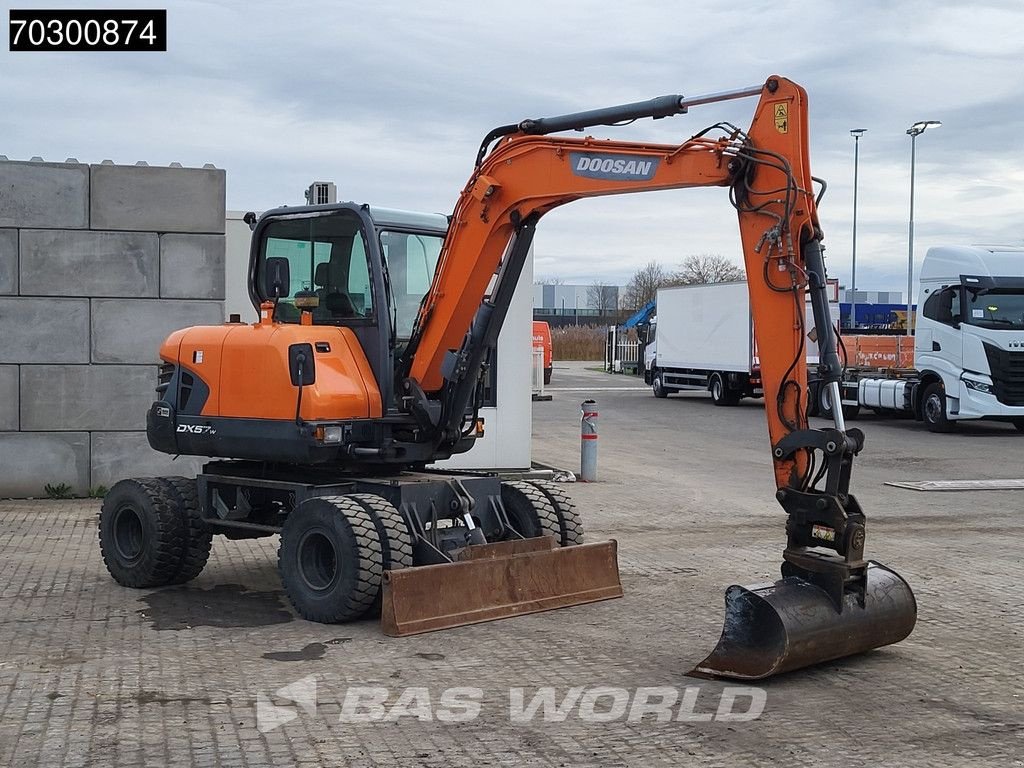 Mobilbagger typu Doosan DX57 W-5 A/C - 3 Buckets, Gebrauchtmaschine v Veghel (Obrázek 9)