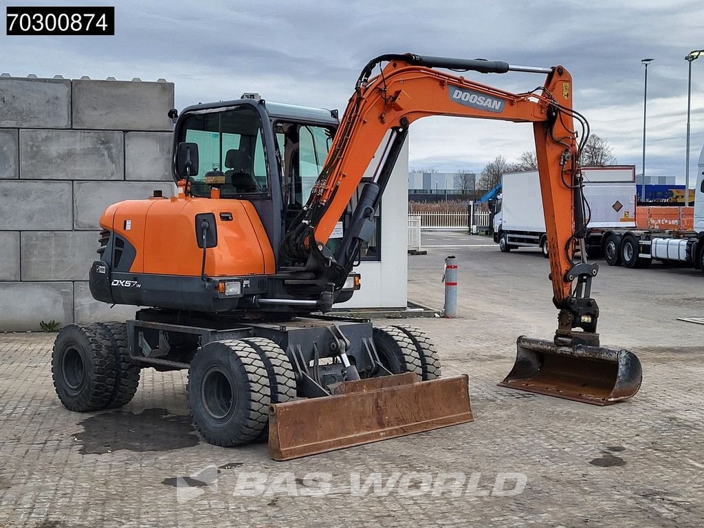 Mobilbagger typu Doosan DX57 W-5 A/C - 3 Buckets, Gebrauchtmaschine v Veghel (Obrázek 10)